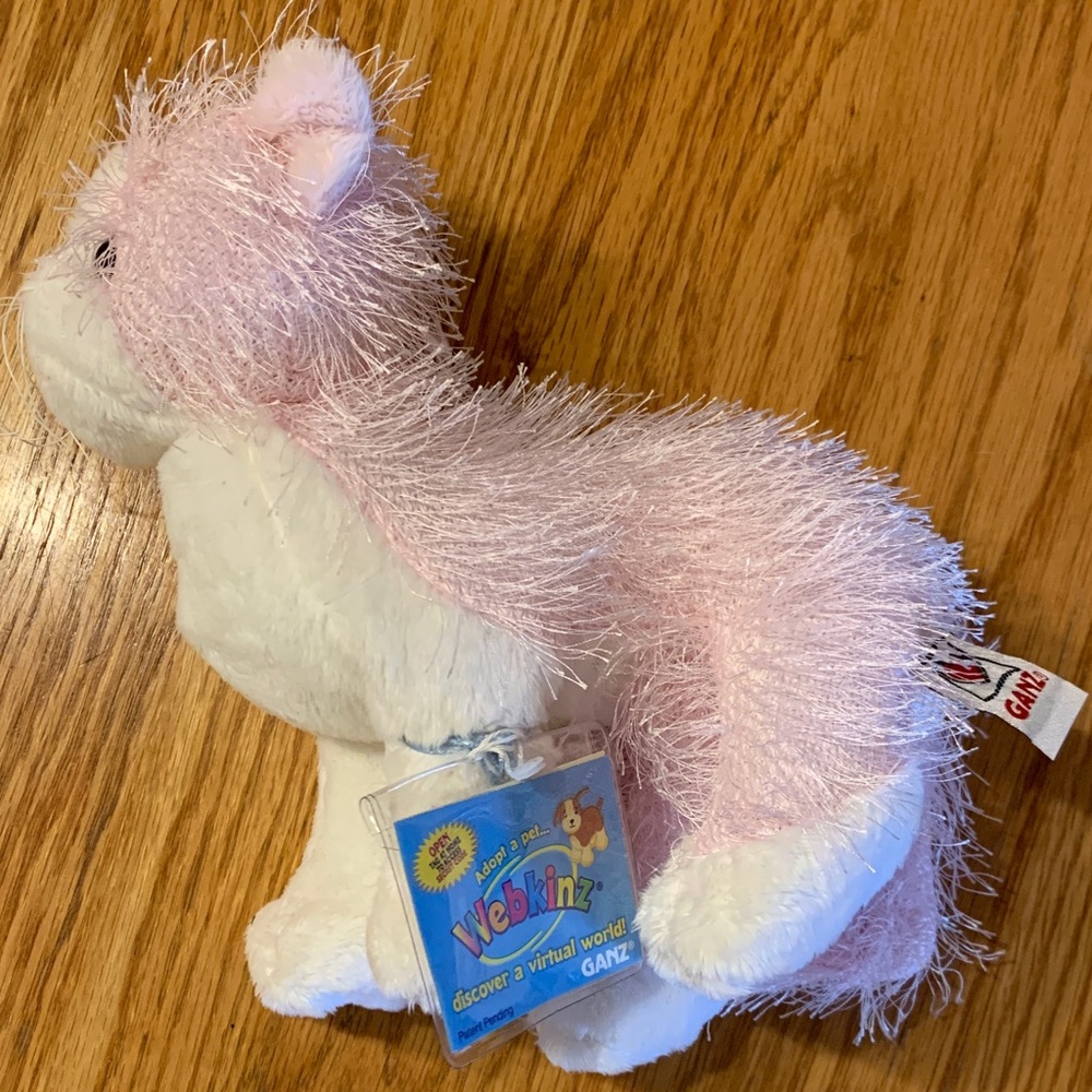 GANZ Webkinz Pink & White Cat HM189. NEW unused code!